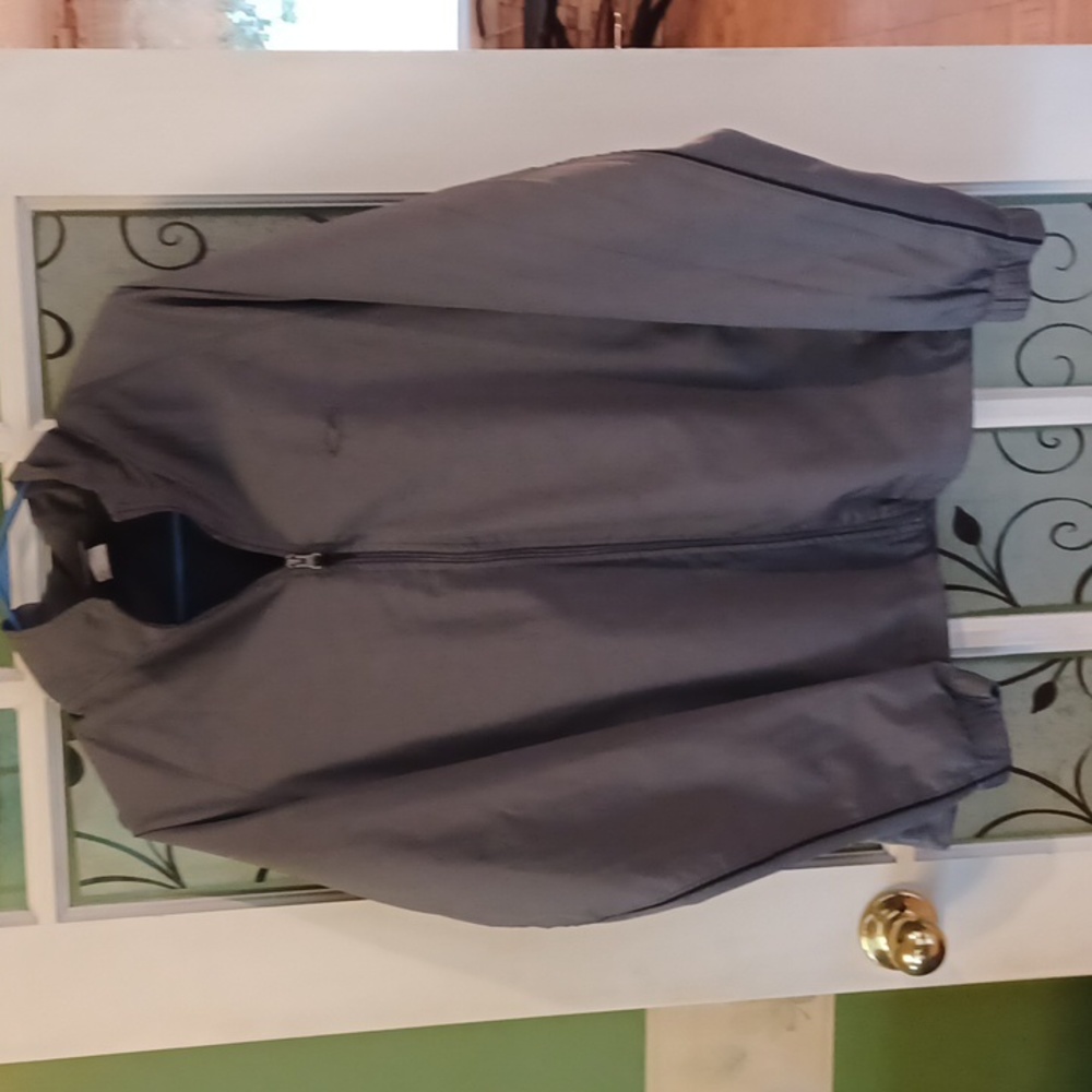 Champion wind breaker jacket men's size medium gray